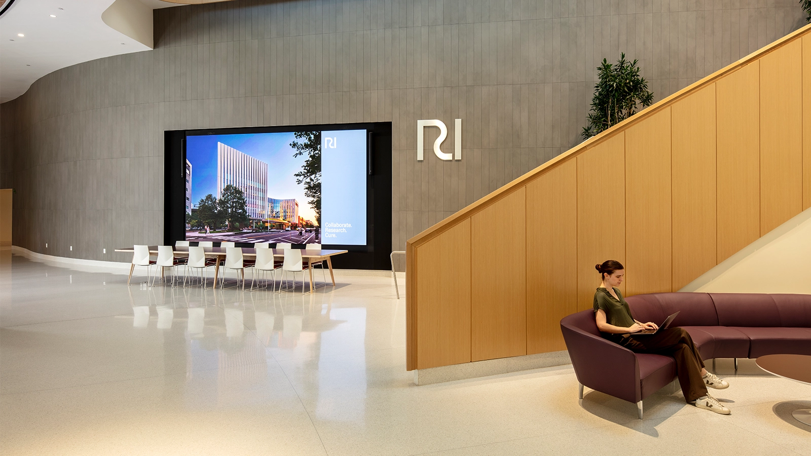Ragon Institute lobby